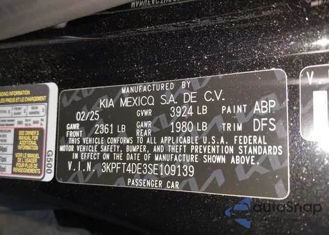 2025 Kia K4 Lxs z USA, uszkodzony, nr VIN 3KPFT4DE3SE109139